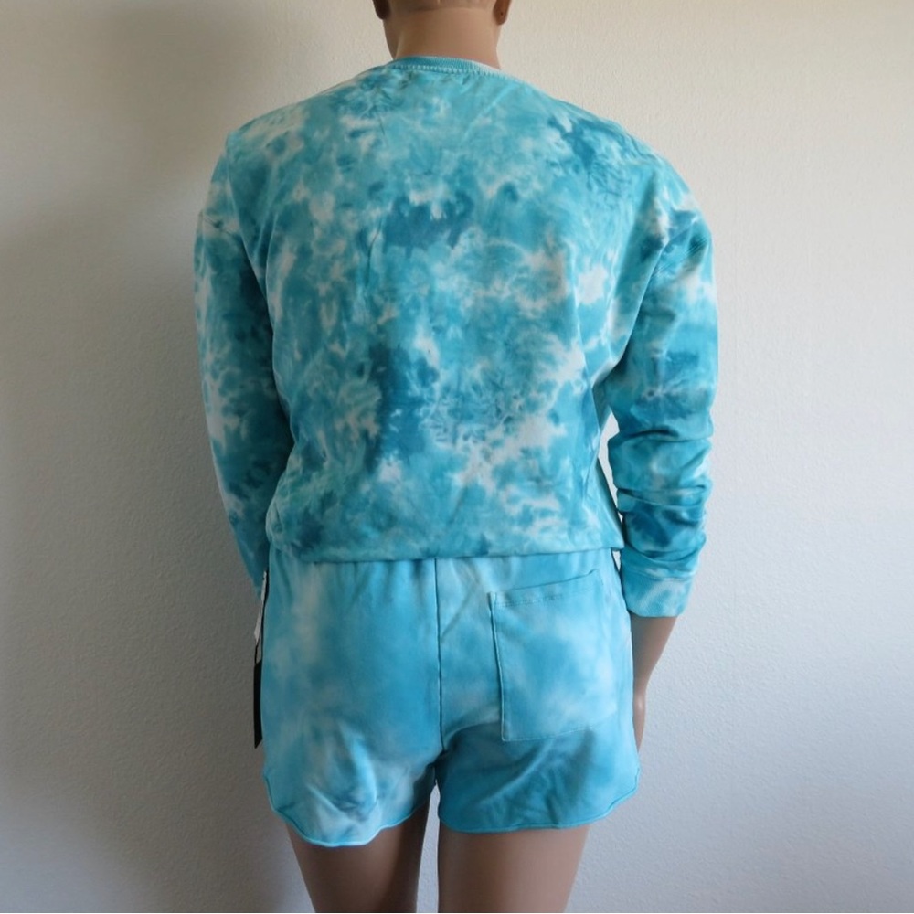 KUT from the Kloth Jeans Women Tie Dye Sweatshirt and Shorts Size L fits 14 NWT - Picture 3 of 4
